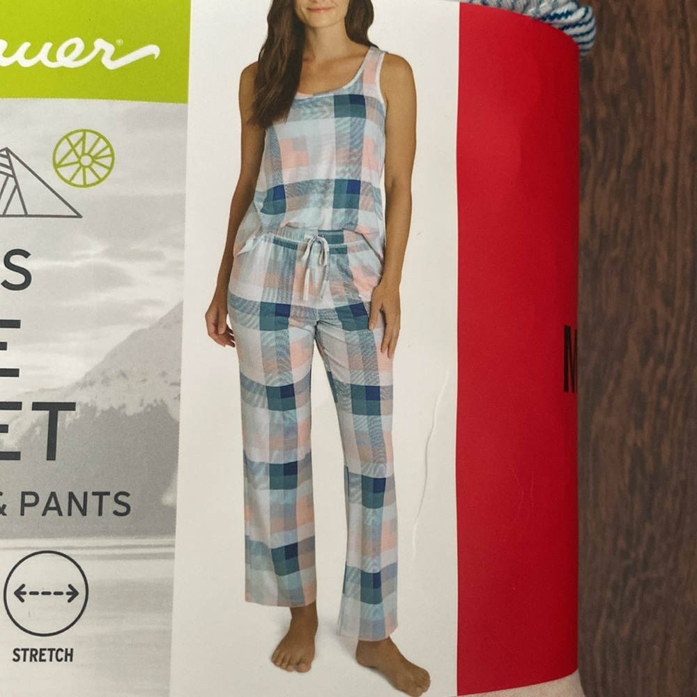 PIJAMAS- 2 SETS - Picture 2 of 4